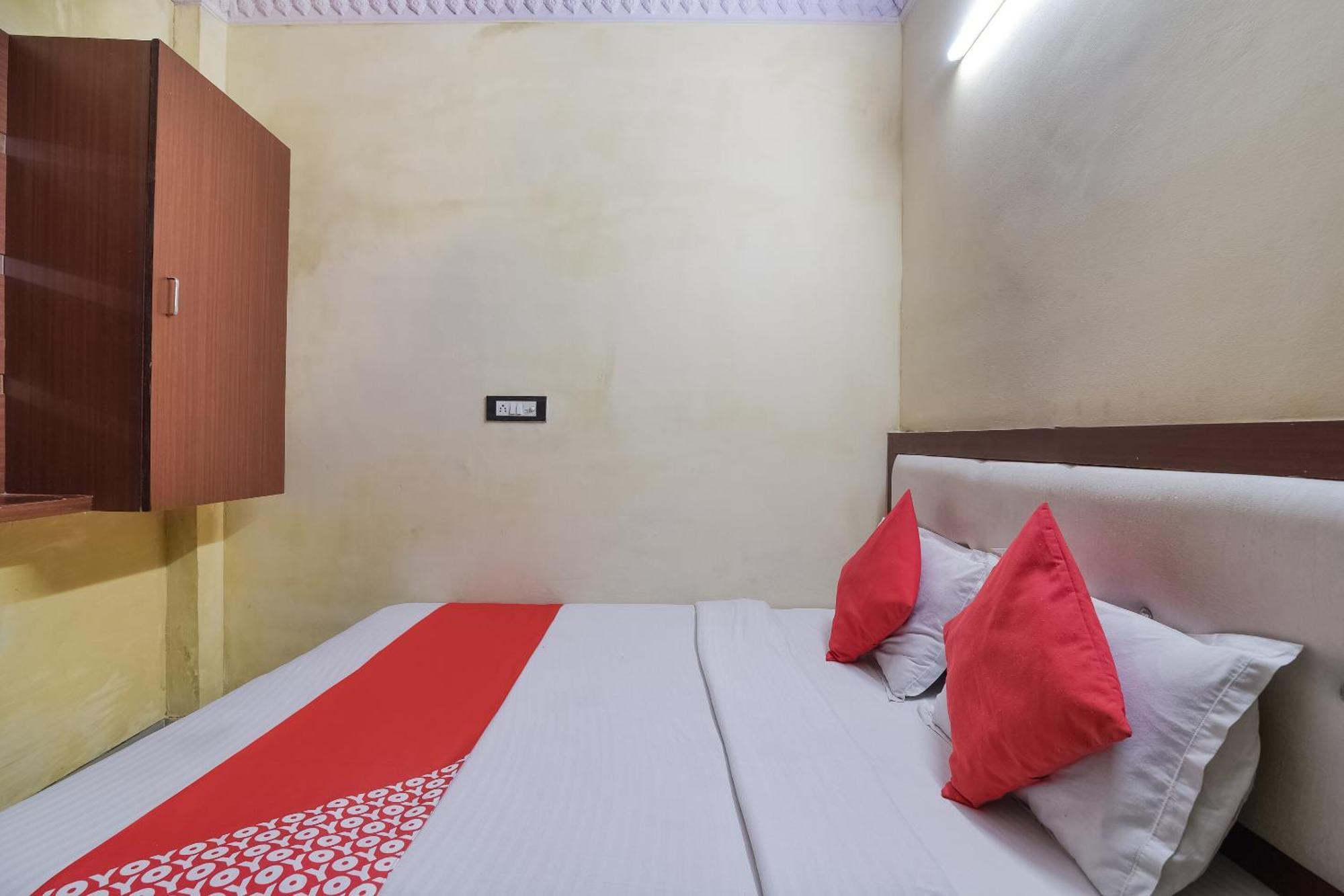 Hotel Hotel O Parkash Dx 4*